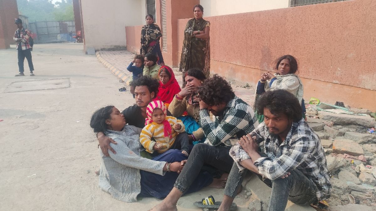 road accident in bettiah two cousins die after engagement