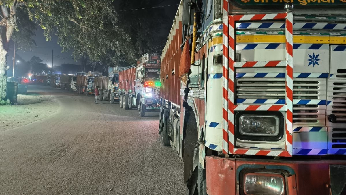 koilwar traffic jam groom vehicles stuck bridge darkness and cctv fear