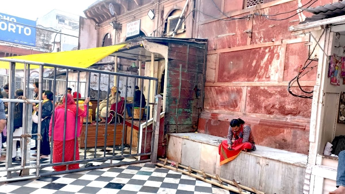 shoe stand removed from banke bihari temple platform the temple high authority management committee engaged in improving the arrangements from crowd control