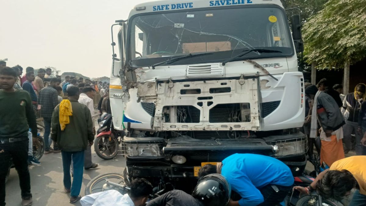 motihari road accident five dead nh blocked in motihari