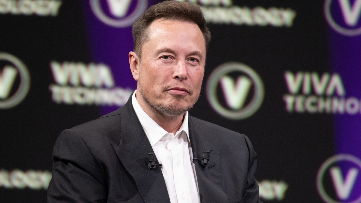 people wont have jobs in the next 20 years claims elon musk ai will do all the work for humans