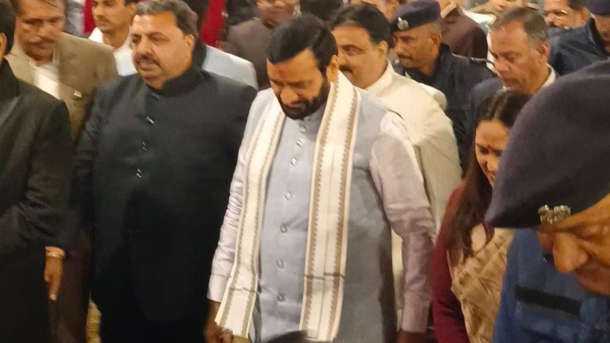 deputy speaker krishna midha son wedding took place cm nayab saini arrived to bless the newlyweds