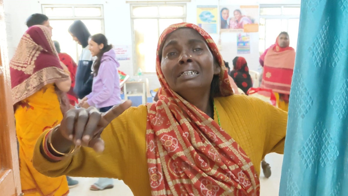 allegations of newborn swapping at sadar hospital in samastipur created a stir