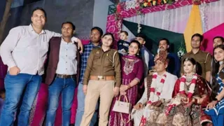 वर्दी में मृत सिपाही, एक शादी के दौरान तस्वीर।
