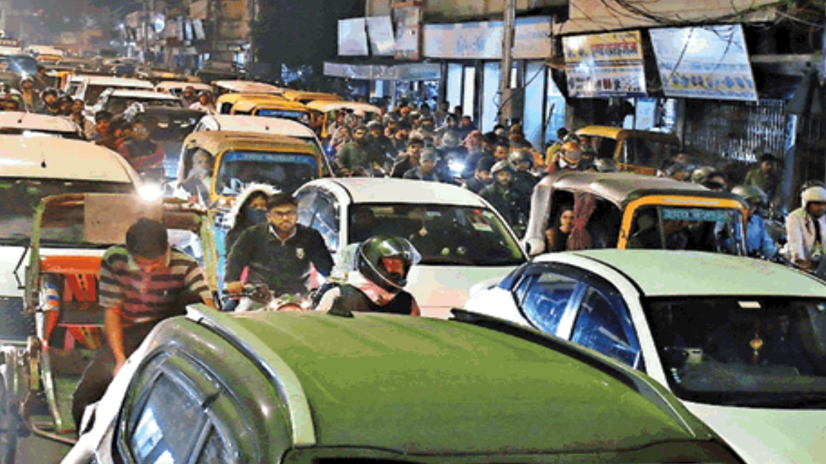 kashi traffic congestion tackling encroachments for smooth flow