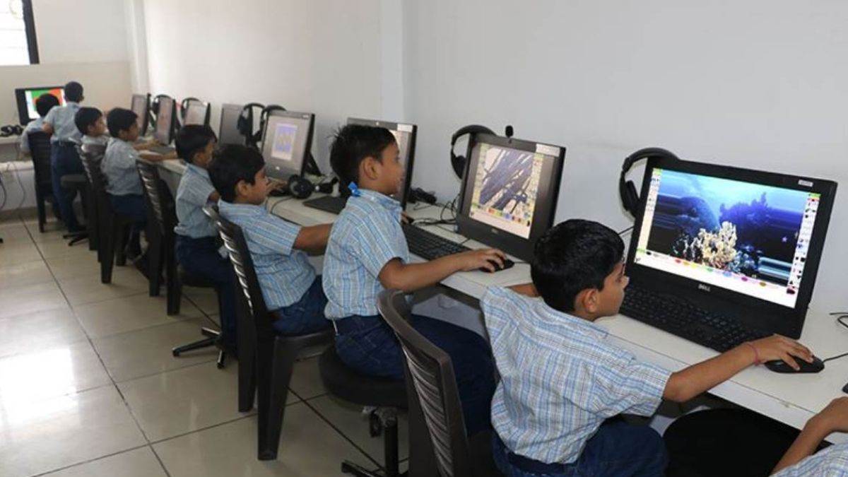 20 schools to get computer labs principals to train in lakhimpur kheri