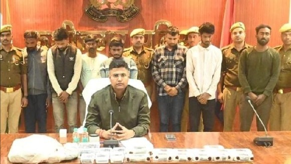 up police arrests gang of seven cheaters targeting innocent people