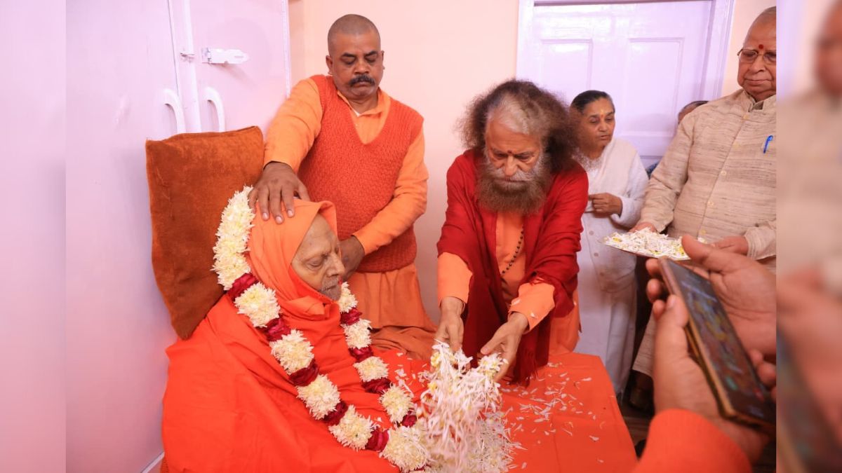 mahamandaleshwar swami asanganand saraswati passes away in rishikesh