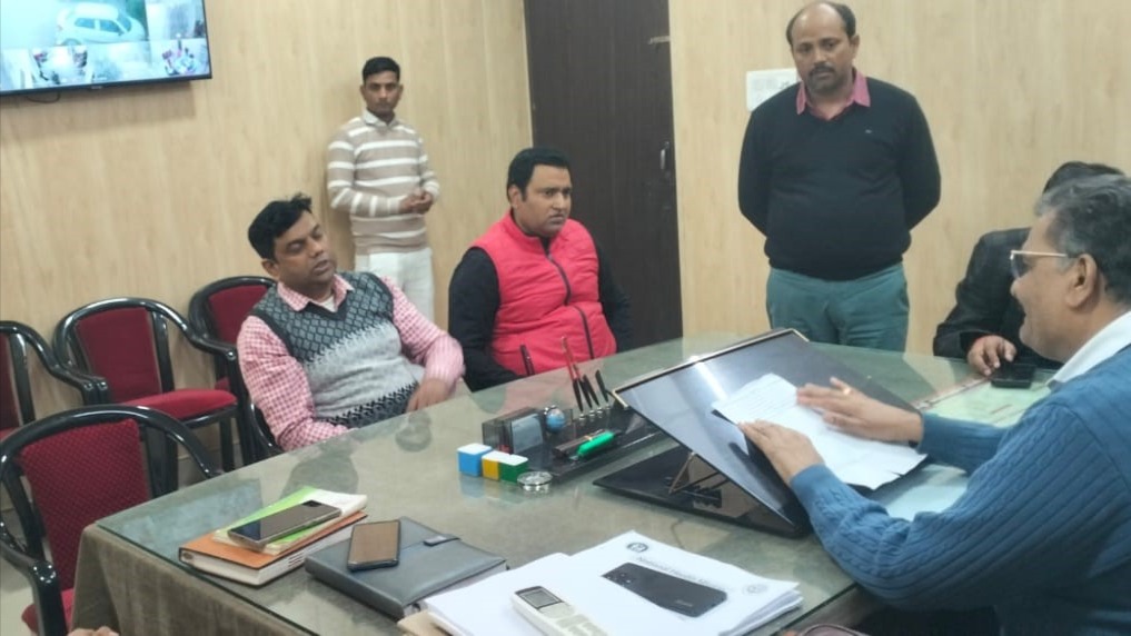 intelligence team arrives investigates doctors in sant kabir nagar