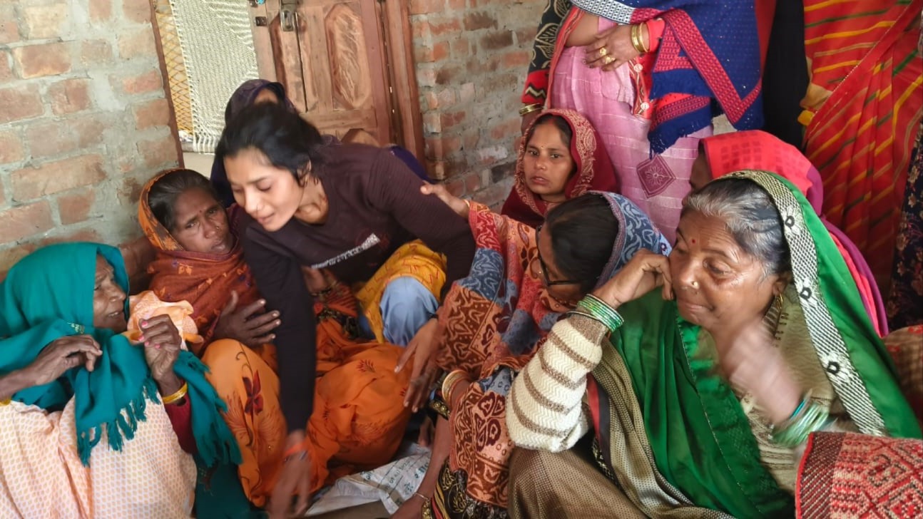 bike rider dies after dog collision in bihar family mourns