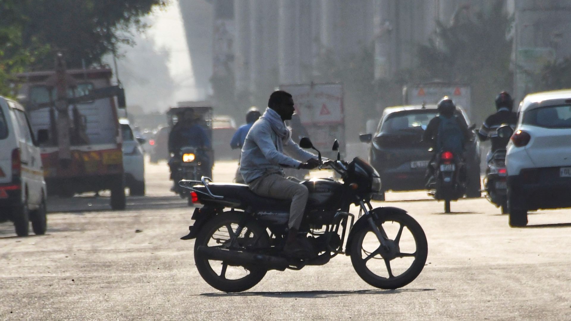 ghaziabad pollution levels drop air quality improves with wind