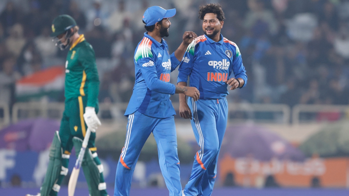 kuldeep yadav breaks shane warne 23 year old world record india vs south africa ind vs sa 1st odi