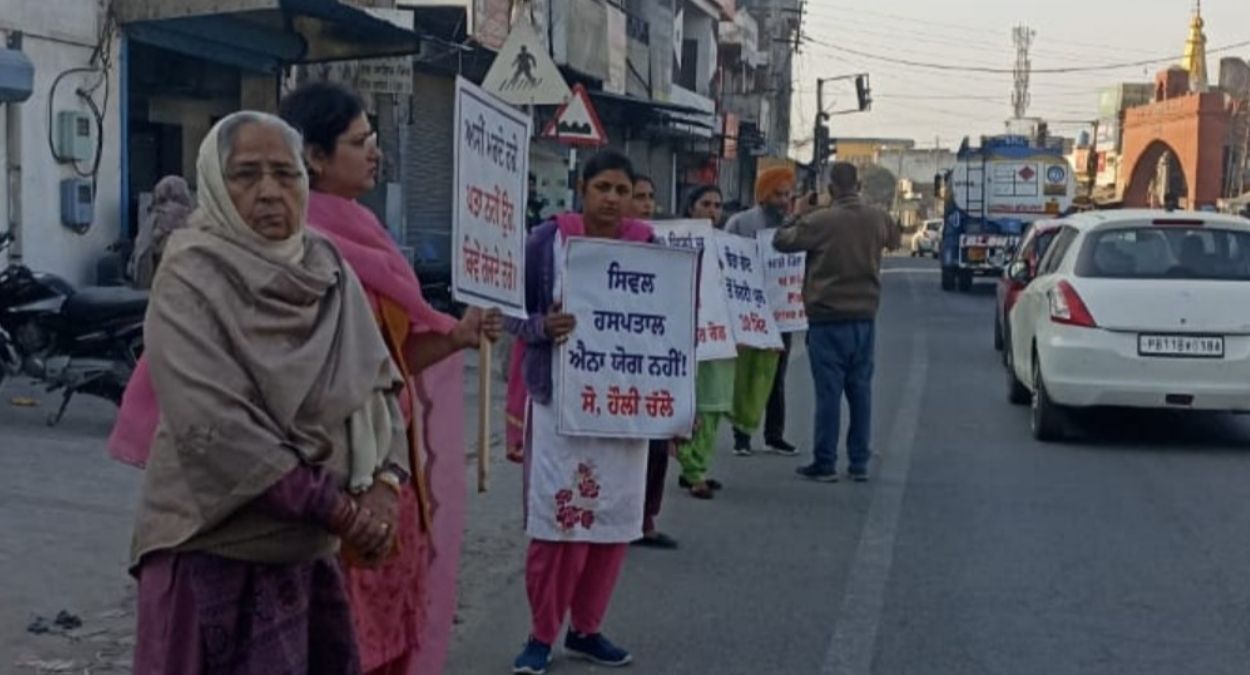 road accidents spark outrage in nabha residents install reflectors