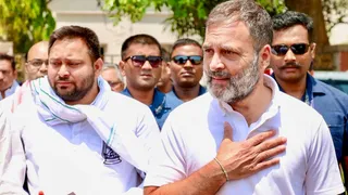 तेजस्वी यादव और राहुल गांधी।