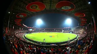 एम चिन्नास्वामी स्टेडियम आरसीबी का घरेलू मैदान है