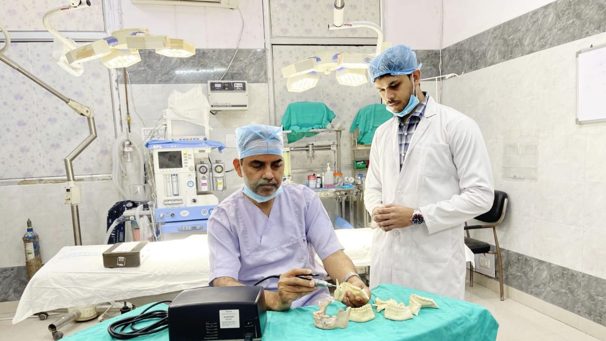 amu develops 3d circular plate for jaw fracture treatment