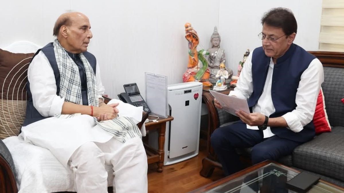 arun govil meets rajnath singh demand for cantonment board elections