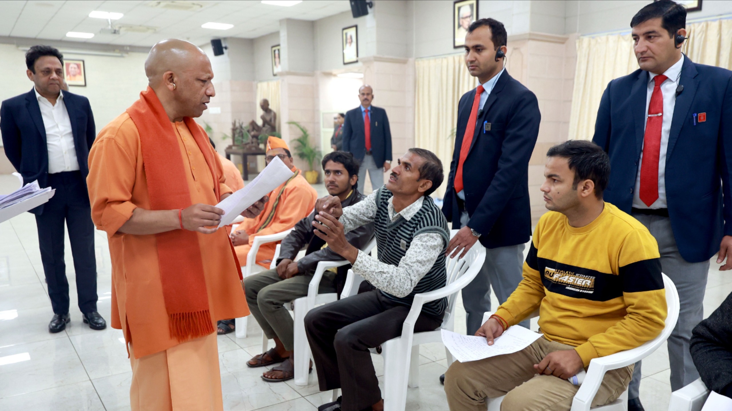 yogi adityanath listens to grievances in janta darshan