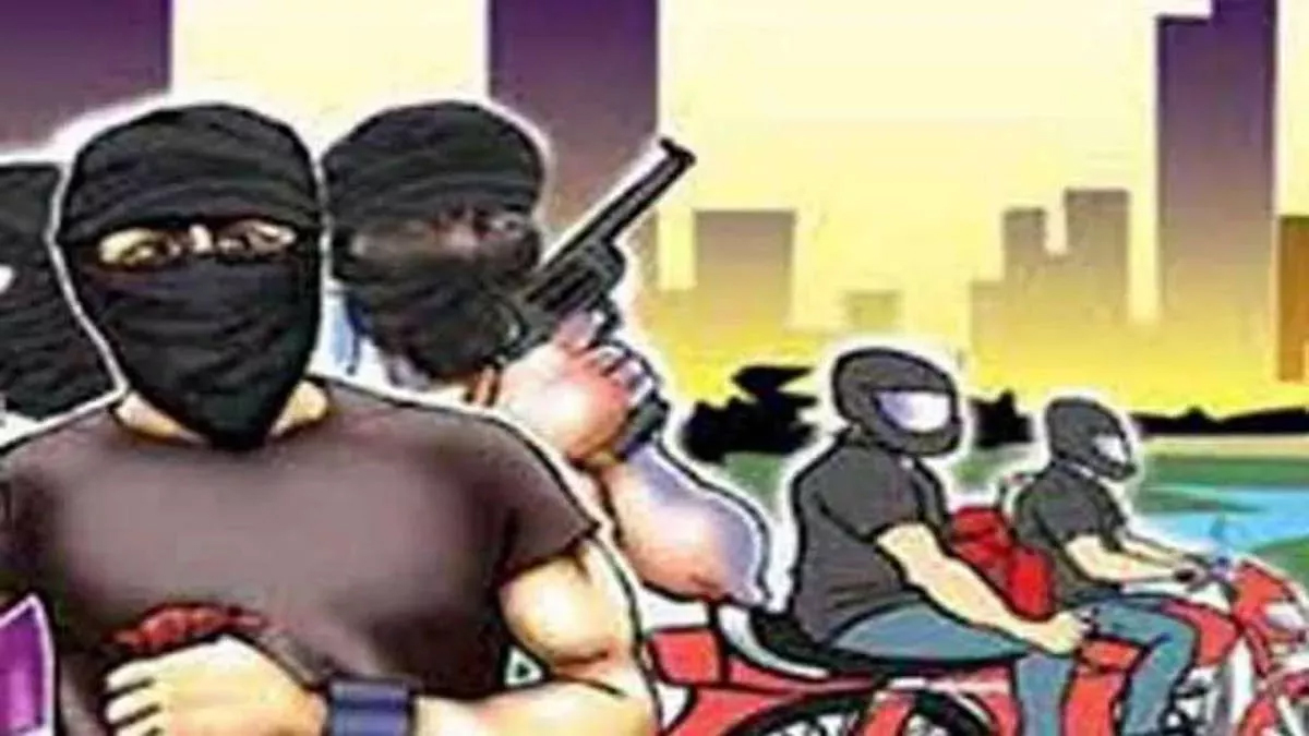 bihar crime siwan jewellery heist 60 lakh loot