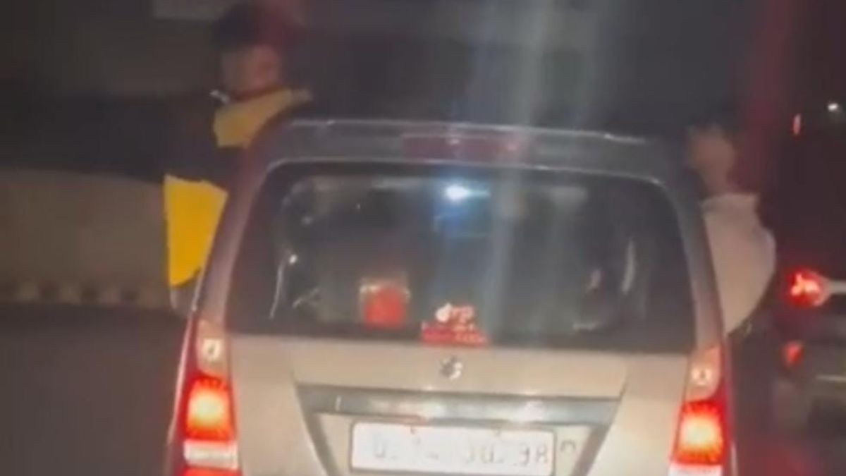 ghaziabad minor staff stunt with car police seize vehicle