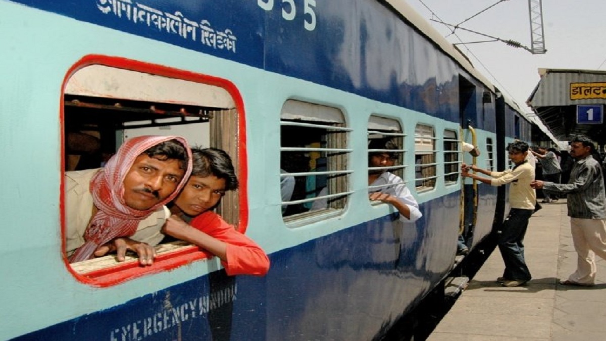 indian railway update dhanbadalleppey suratmalda town express changes