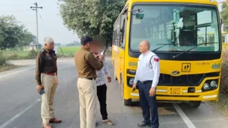 रेवाड़ी में 1326 वाहन चालकों पर कार्रवाई की। जागरण