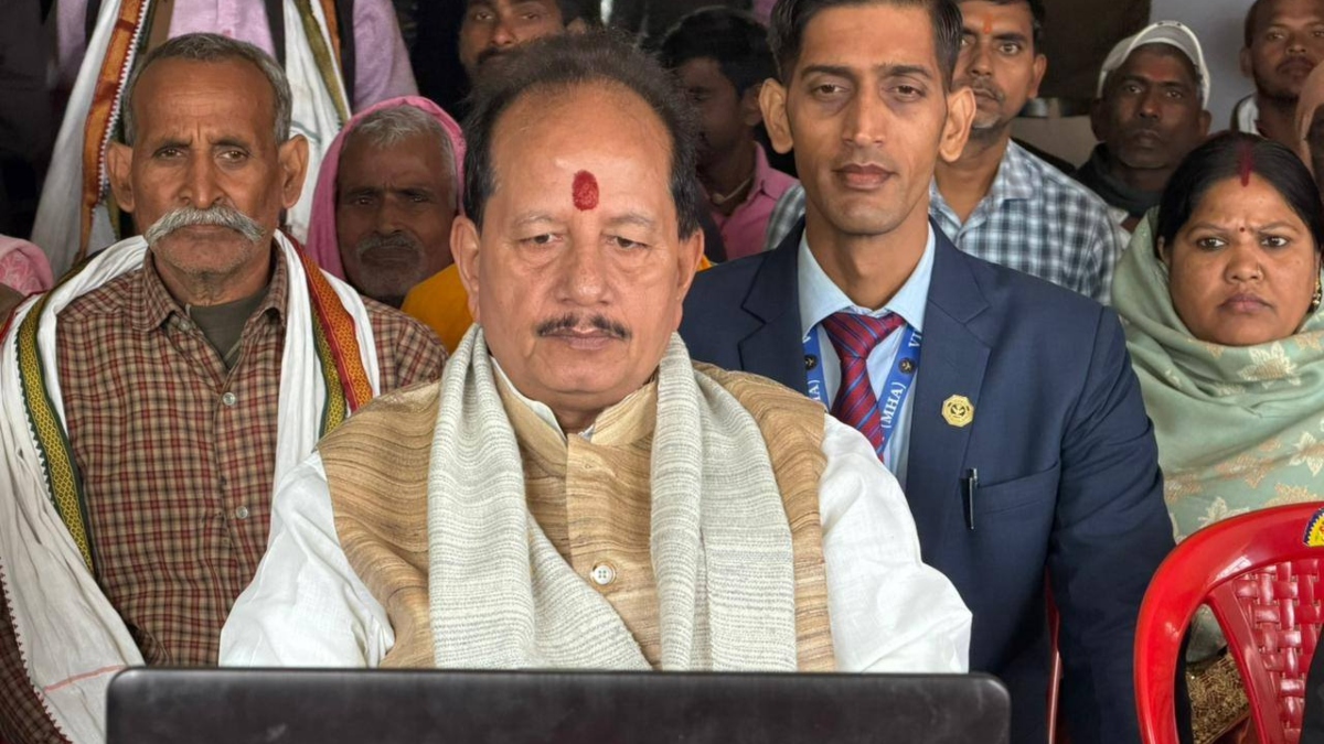 vijay sinha aims to make land revenue department corruptionfree