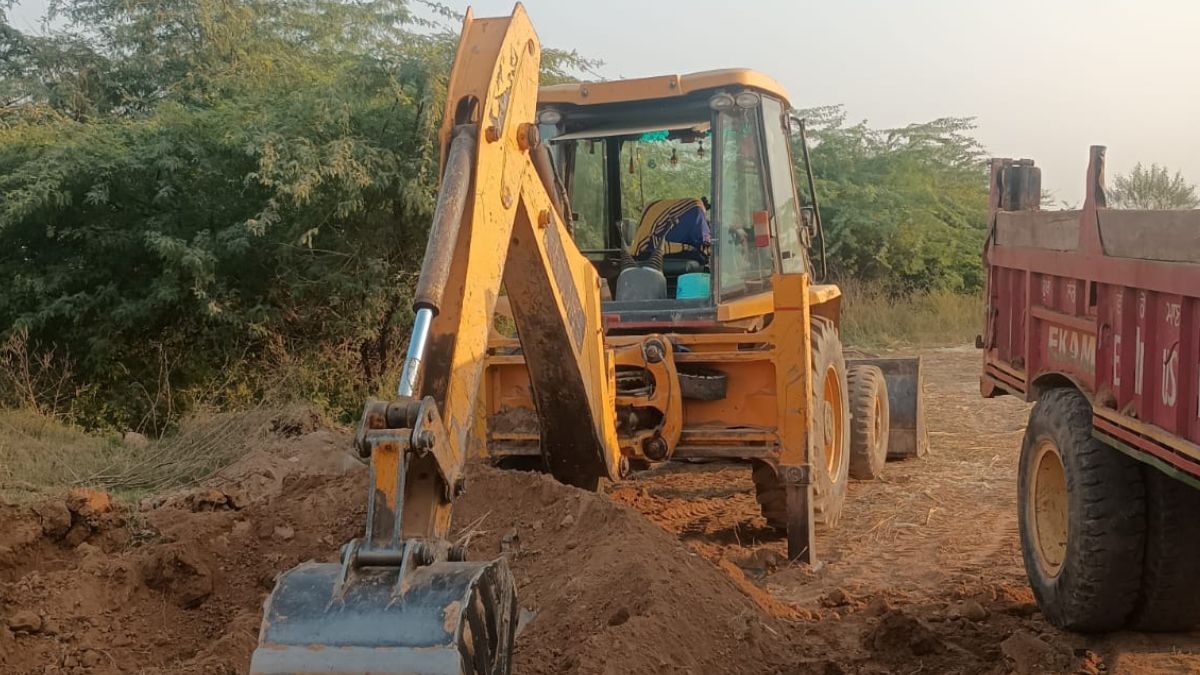 panchkula police raid barwala industrial area seize mining machinery red handed