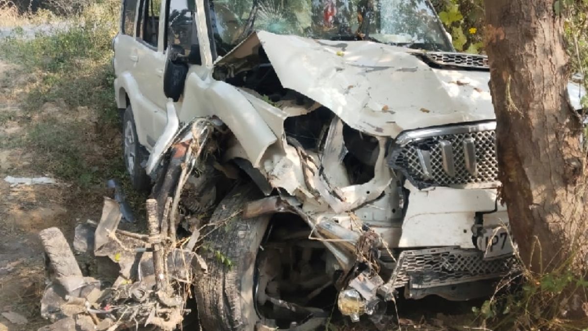 kanpur mother and son killed in scooter accident