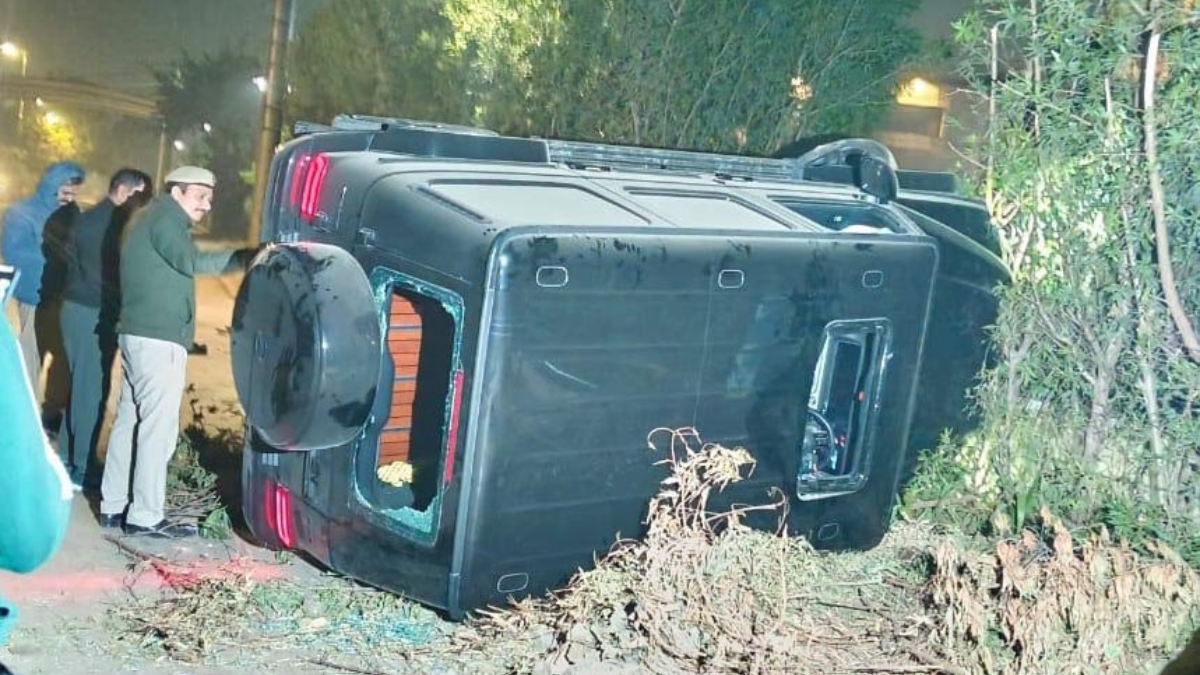 delhi mercedes accident case mystery car registered to cyber cafe in chandigarh