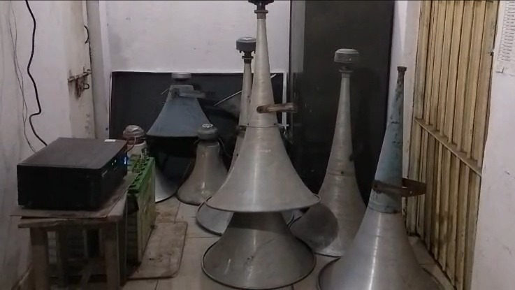 muzaffarnagar police action 13 loudspeakers removed from mosques