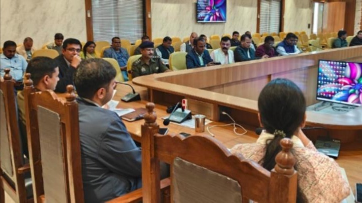 hardoi road safety crackdown on overloading speeding and drunk driving