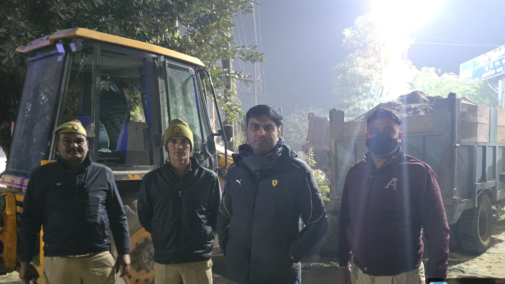 illegal mining crackdown in loni jcb seized 18 lakh fine imposed