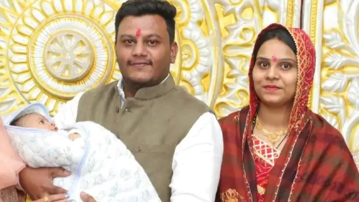 karnataka governors granddaughterinlaw alleges dowry harassment