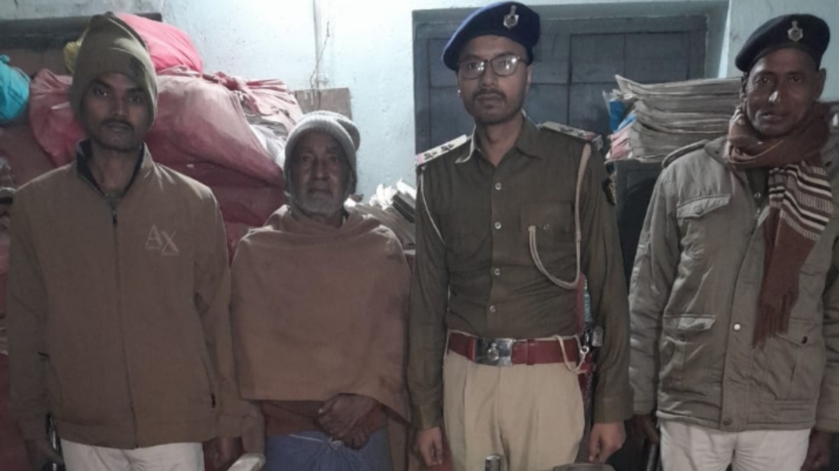madhepura news police bust mini gun factory fatherson arrested
