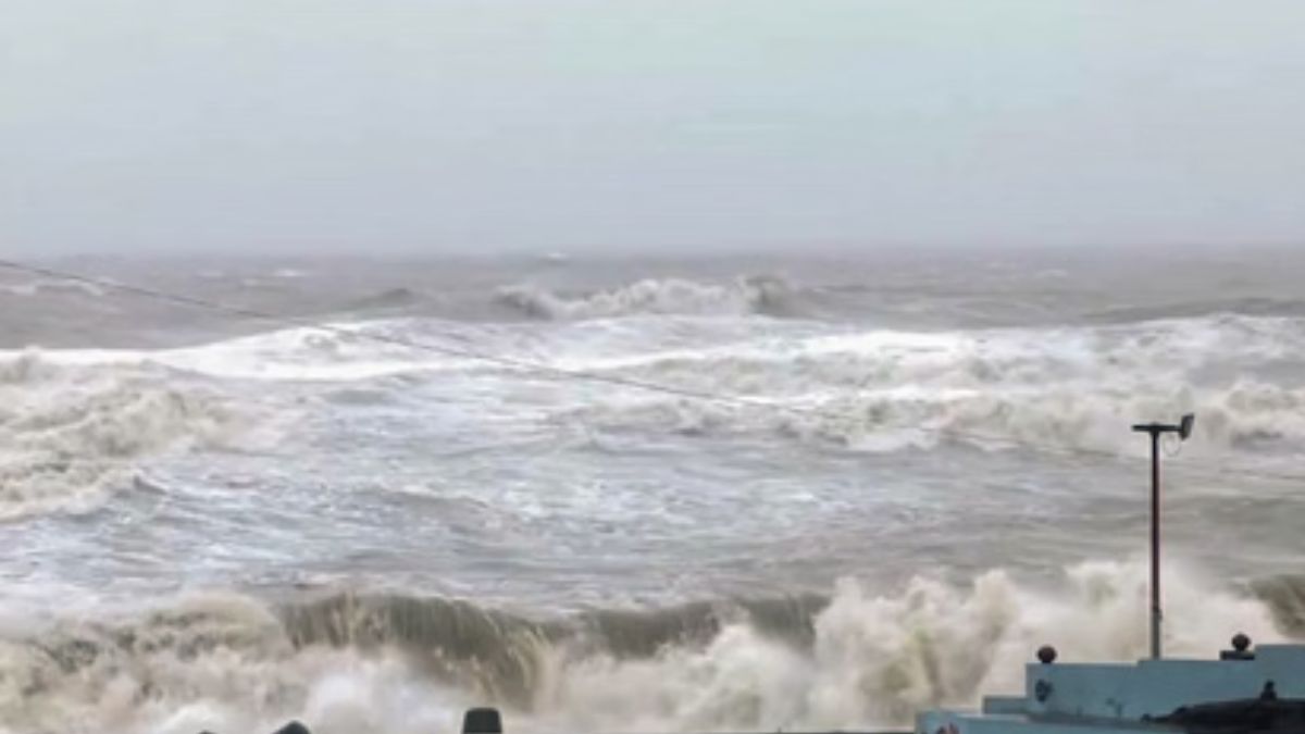 andhra pradesh ministers report cyclone montha damage to amit shah