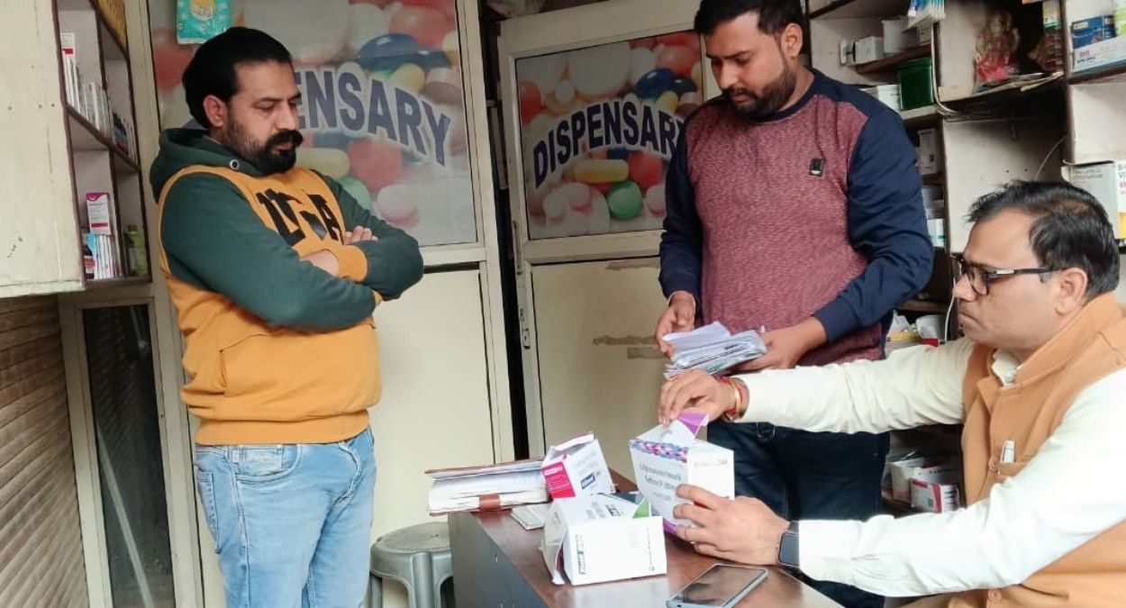 drug control raids 5 medicine samples seized in samalkha
