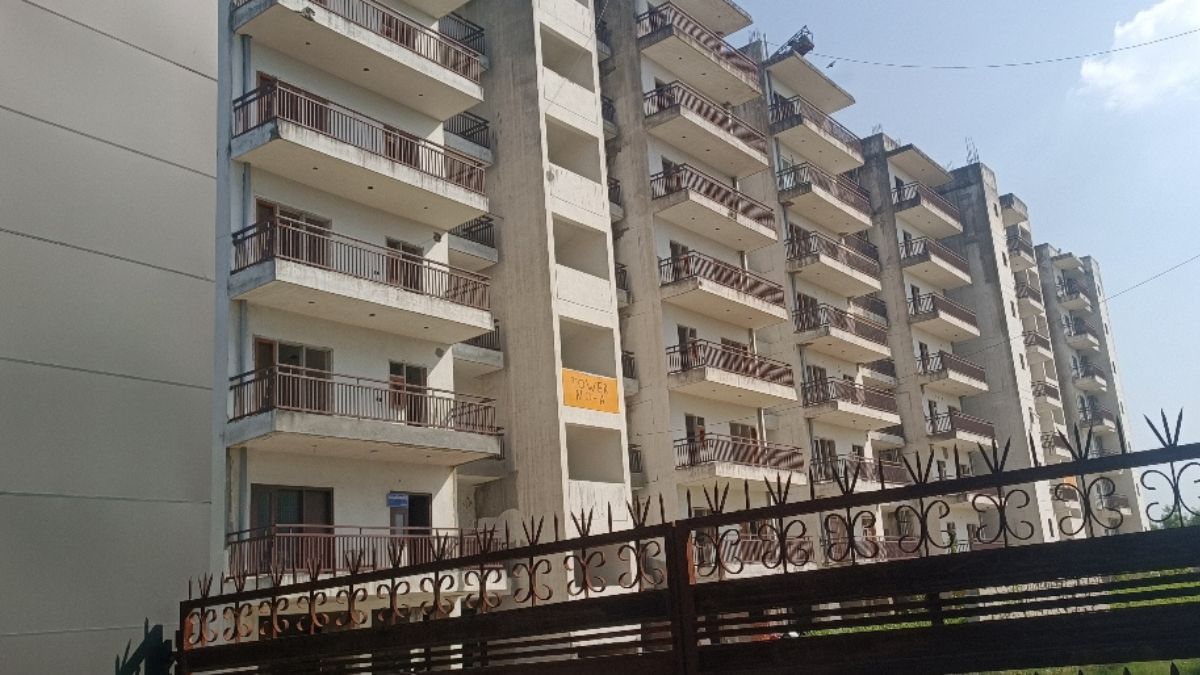 mayanagar awas society rs one billion land scam moradabad sit investigation stalled flat trading continues