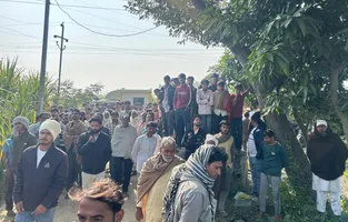 कैराना के भूरा-बराला रजवाहे के निकट घटना स्थल पर जुटी भीड़। जागरण