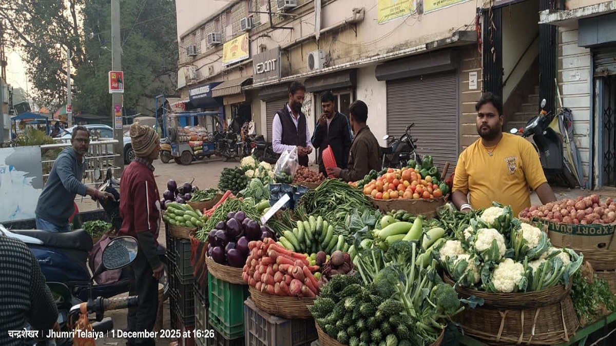 koderma news vegetable prices soar exceeding fruit costs