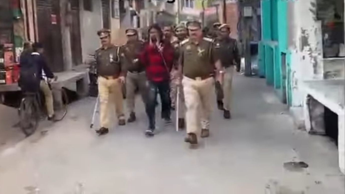 historysheeter apologizes to jayganj residents after police parade