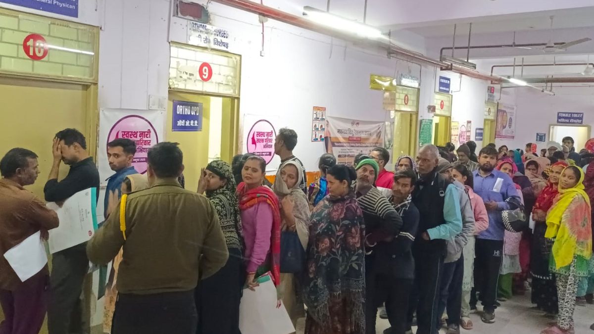 ghaziabad hospital two die of breathlessness 511 sick children in opd