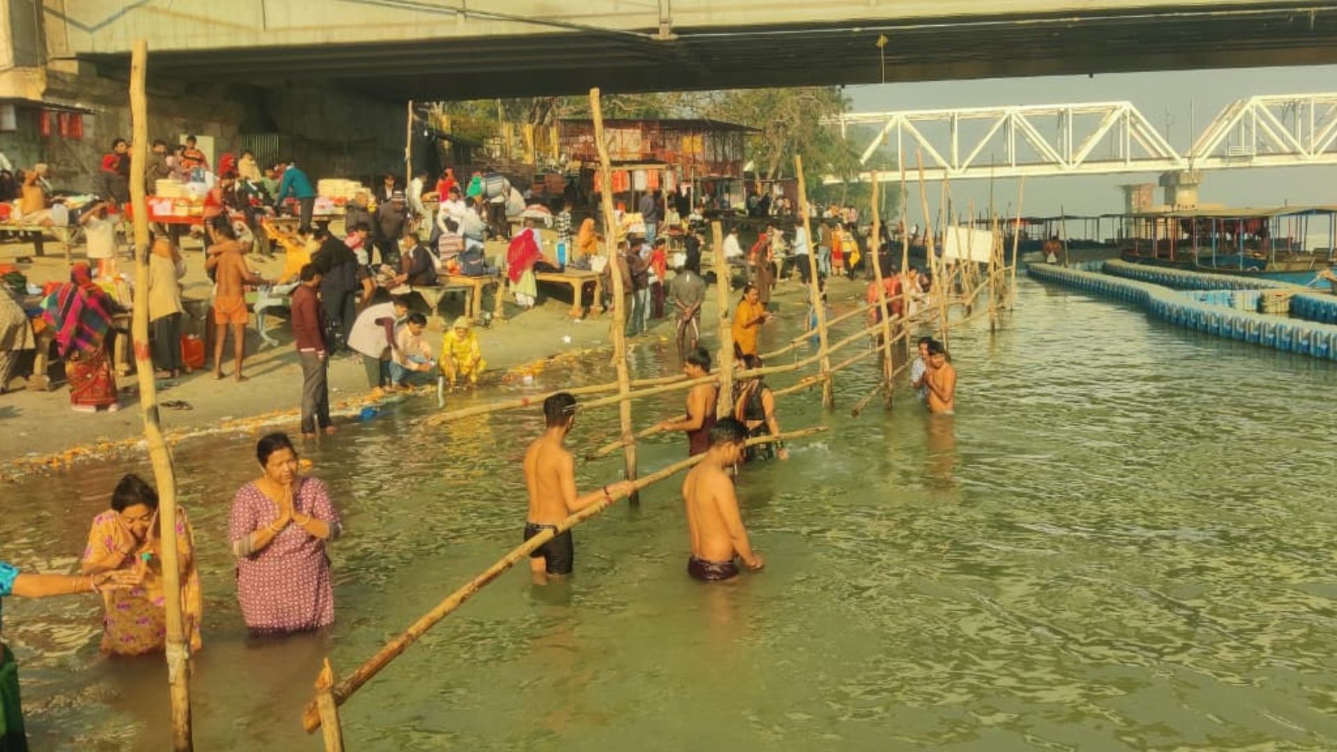 devotees take holy dip in ganga on purnima in brajghat