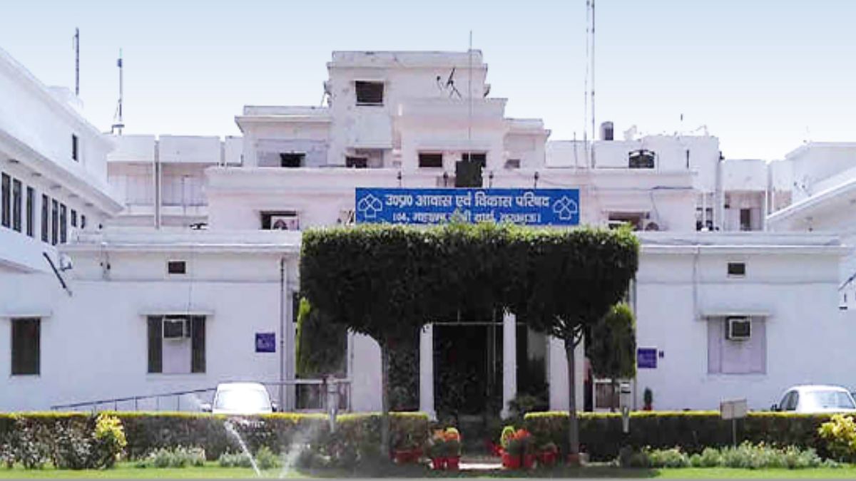 up awas vikas parishad has planned housing schemes for small cities of up saumitra vihar of lucknow can be launch on 25th december