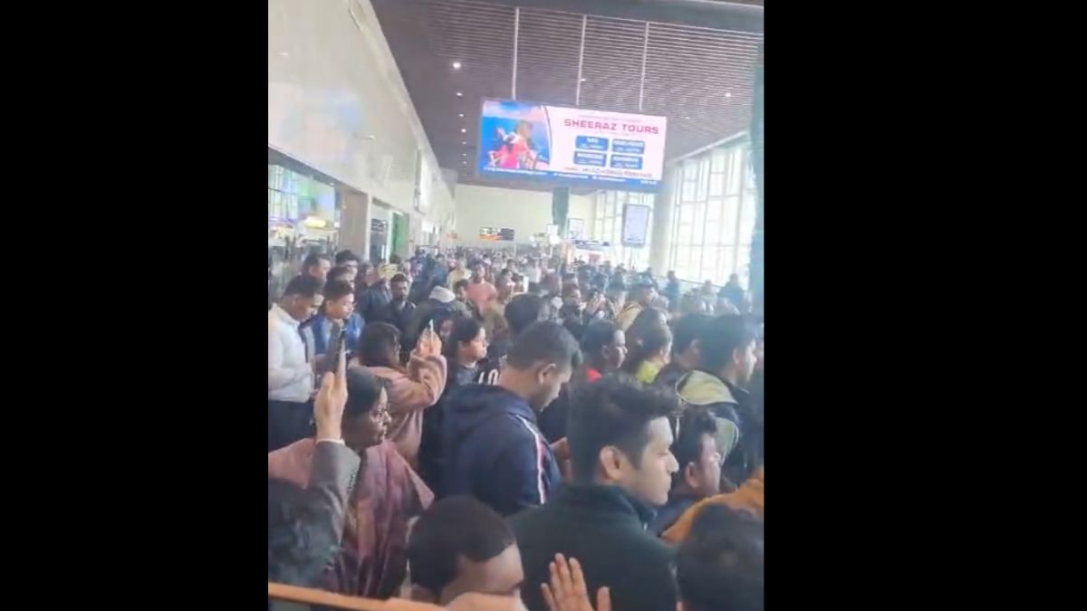 lucknow airport indigo flight delays spark passenger uproar