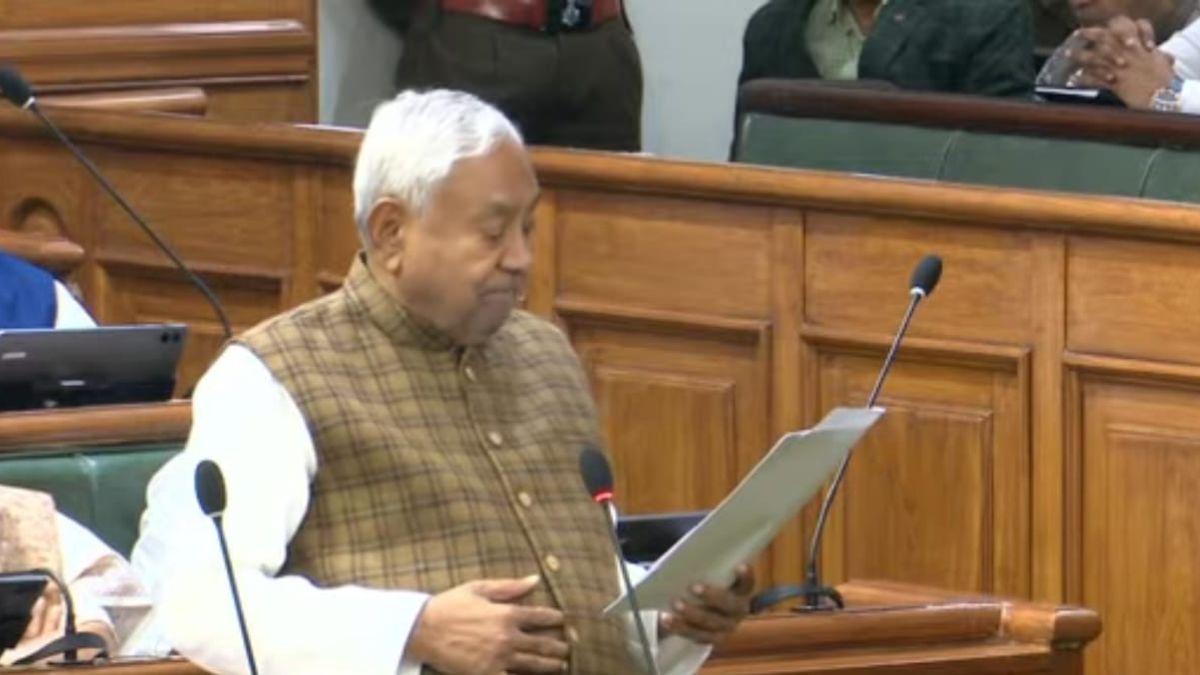 nitish kumar attacks rjd praises pm modi in bihar assembly