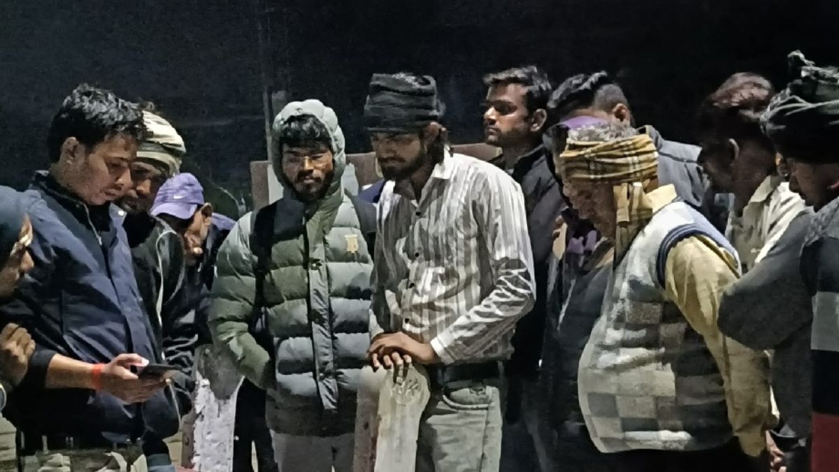 tragic train accident man loses leg in auraiya while boarding moving train