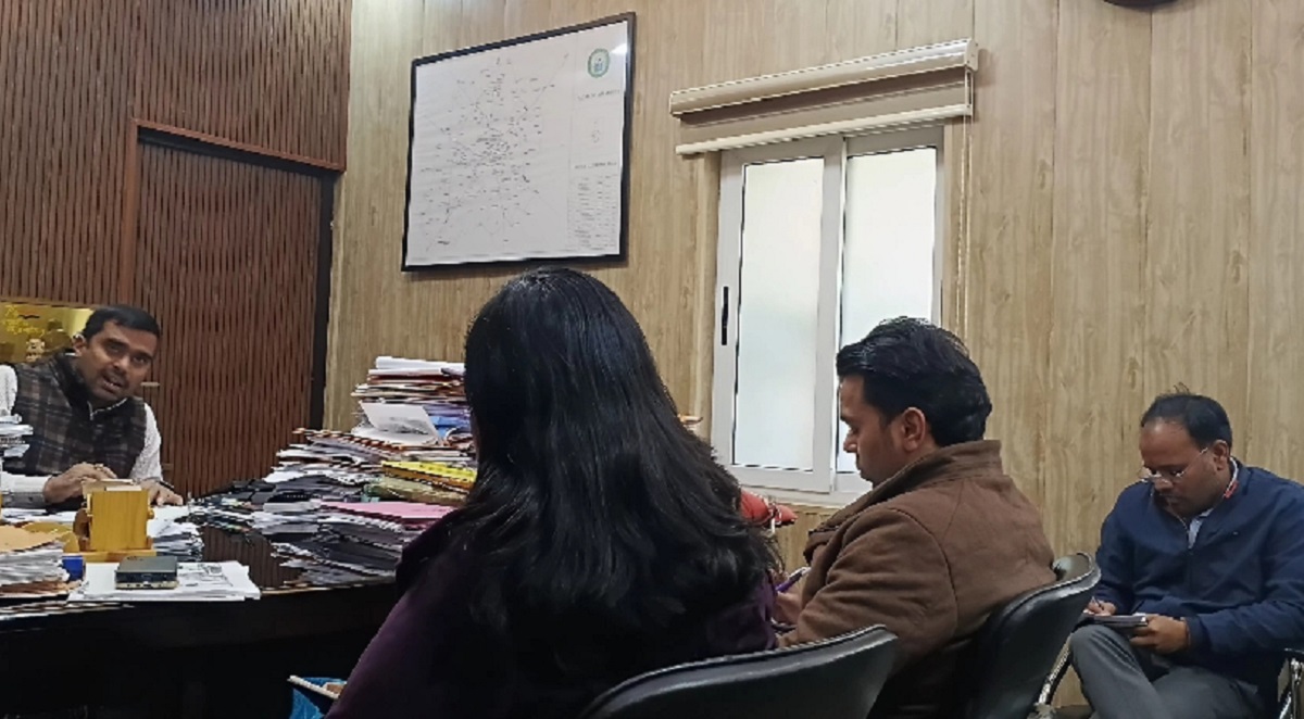 meerut development authority fined for road debris ncrtc warned