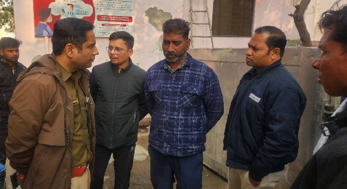 meerut son shot dead in front of mother family accuses brotherinlaw