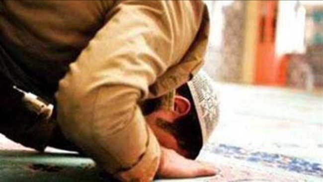 meerut youth beaten after prayers teeth broken